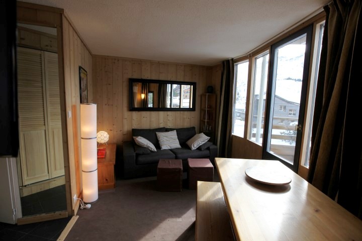 Rent a 3-rooms-(2-bedrooms) at Avoriaz